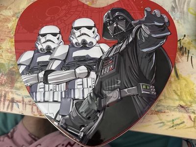 Star Wars Darth Vader Stormtroopers Heart Shaped Tin Box Red & Silver Collectible Storage