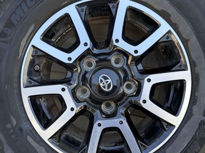 Tundra Sequoia wheels 275/65/R18