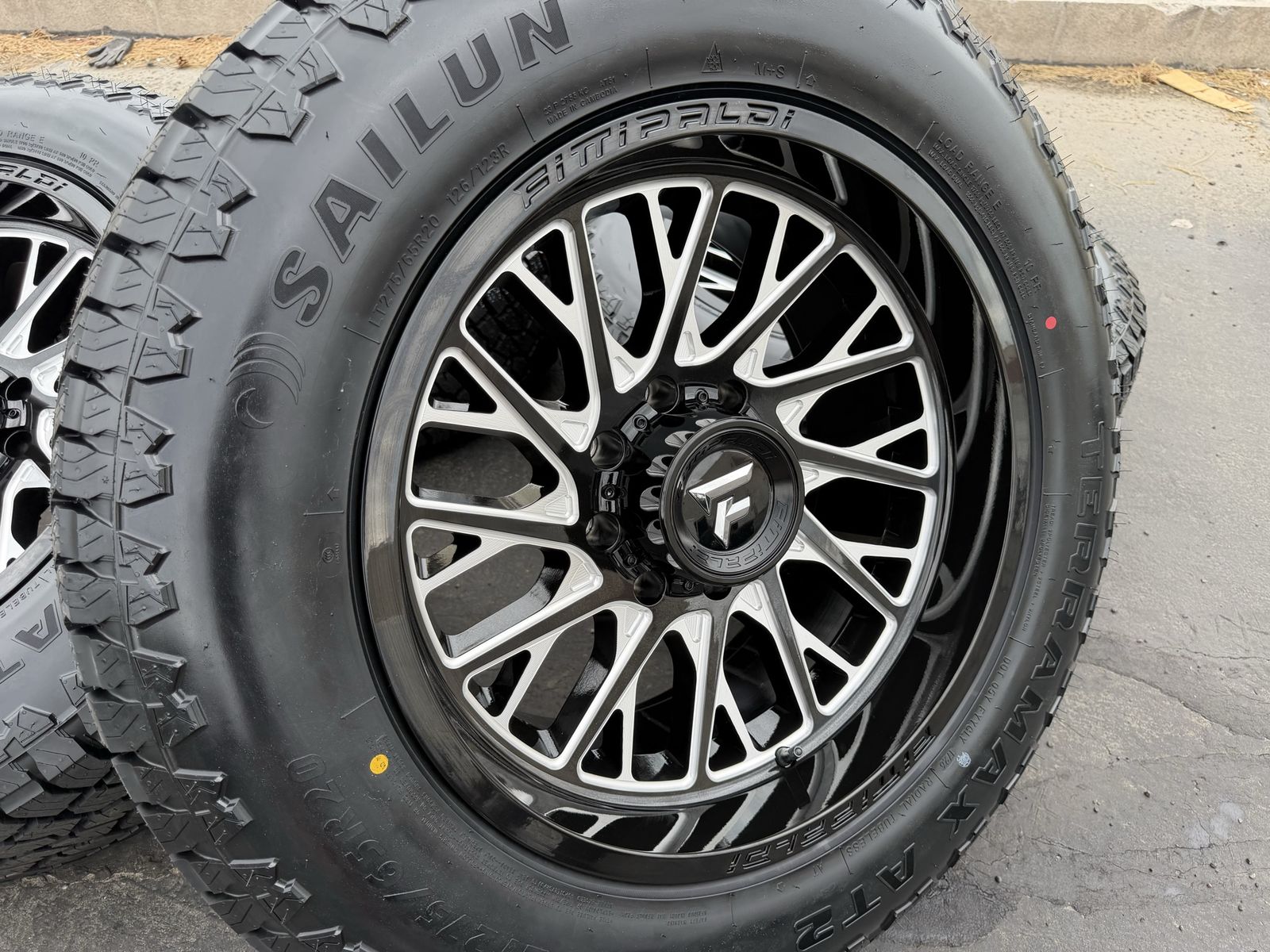 20” Fittipaldi FA08 20x10 8 Lug 8x6.5 | 8x165.1 34” Sailun A/T 275/65R20 Dodge Ram Chevy GMC pre 97 Ford