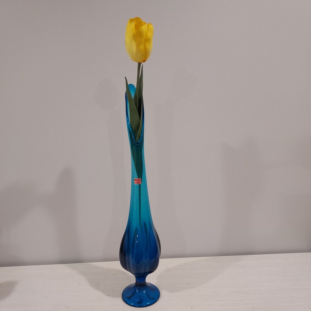 Blue Viking Vase + Flower