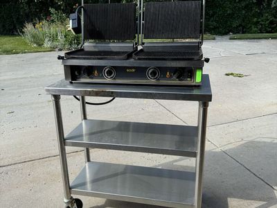 Pannini Groved Griddle Press