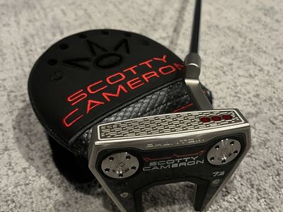 Scotty Cameron 2026 Phantom 7.2 - 35”