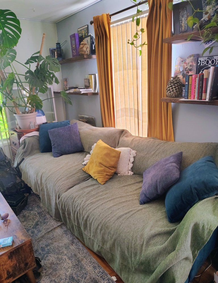 Main image 4
