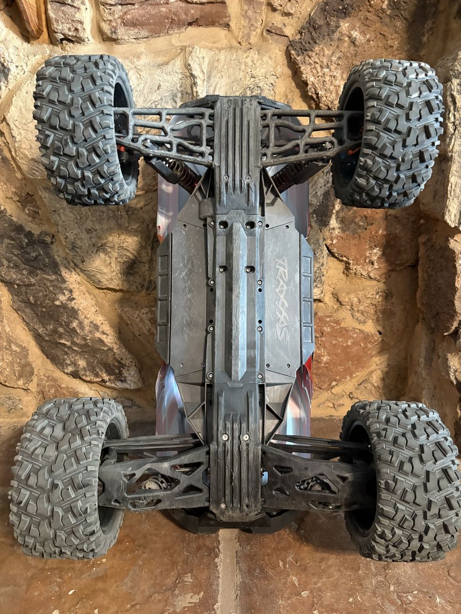 Main image 3