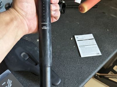 OneUp Components V3 Dropper Post - 240mm Travel, 31.6mm Diameter