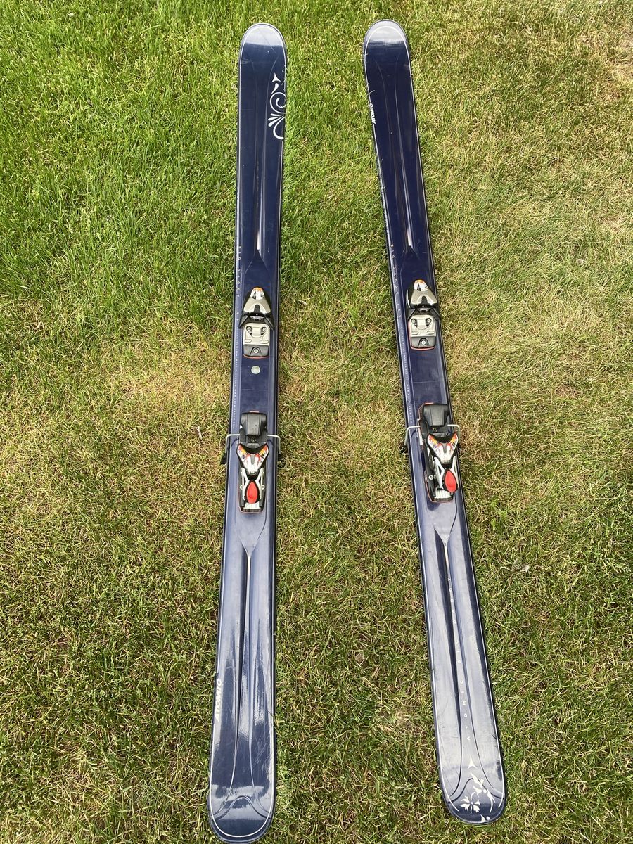 Atomic Big Daddy Downhill Skis with Bindings.