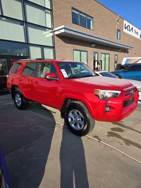 2024 TOYOTA 4RUNNER SR5 Premium