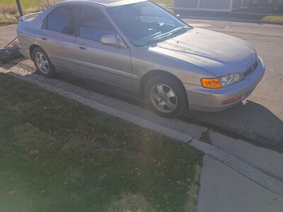 1997 HONDA ACCORD Special Edition
