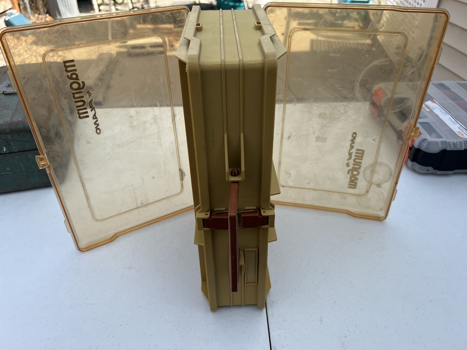 Main image 6