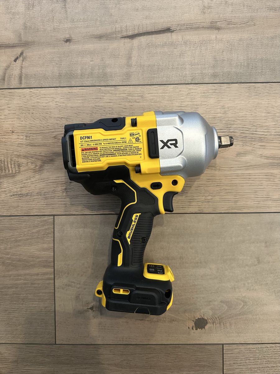 DEWALT High Torque XR Impact DCF961