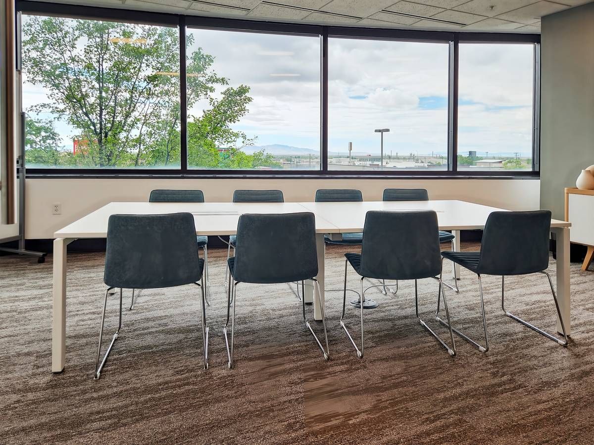 On-Demand Spaces: Reserve Your Meeting Room Today!