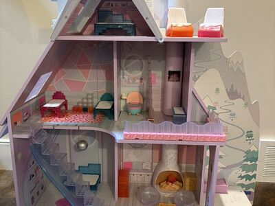 LOL Doll House