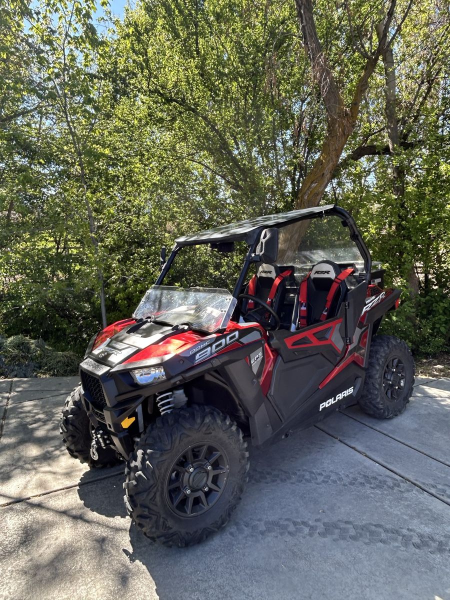2015 RZR 900 Trail (50”) Excellent Condition-Low Miles