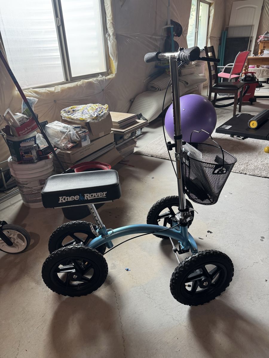 Knee Rover All-Terrain Knee Scooter Walker Crutches Alternative w/Basket Blue