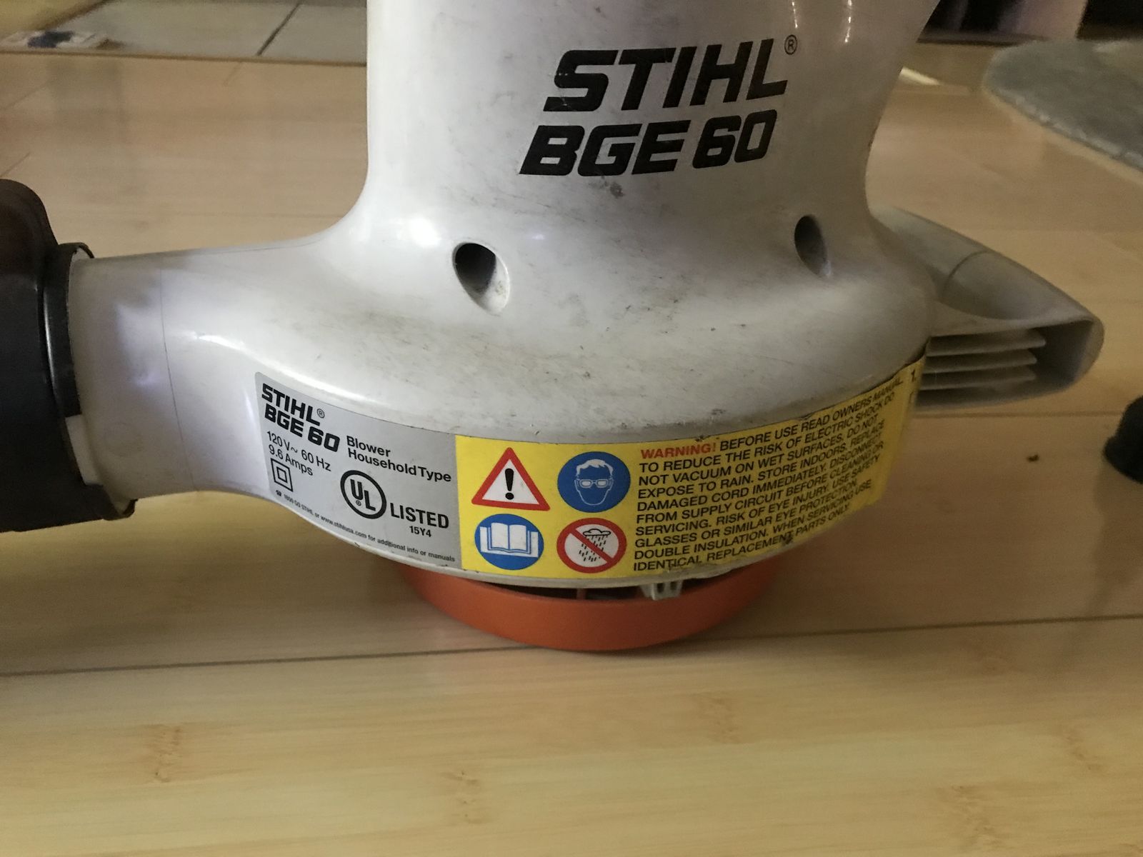 Stihl BGE 60 plug-in electric blower