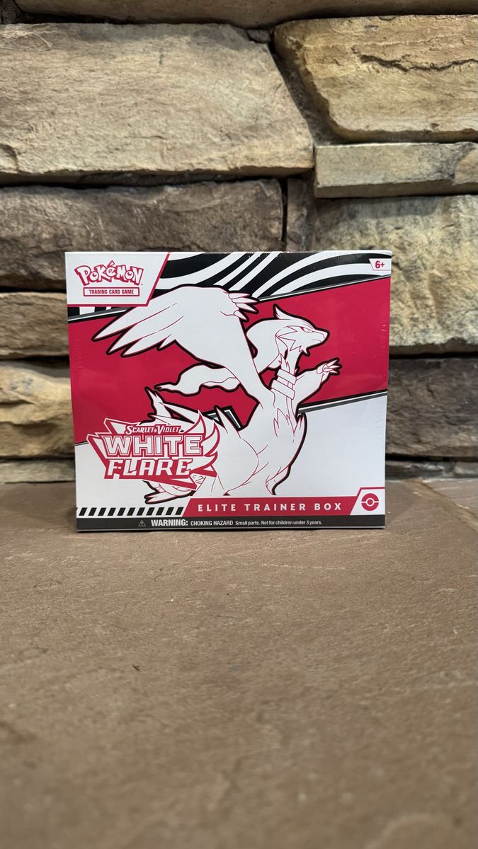 Pokémon White Flare Elite Trainer Box ETB Pokemon cards