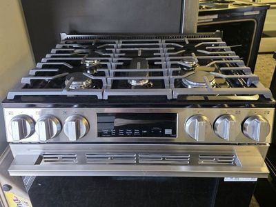 New Lg gas range