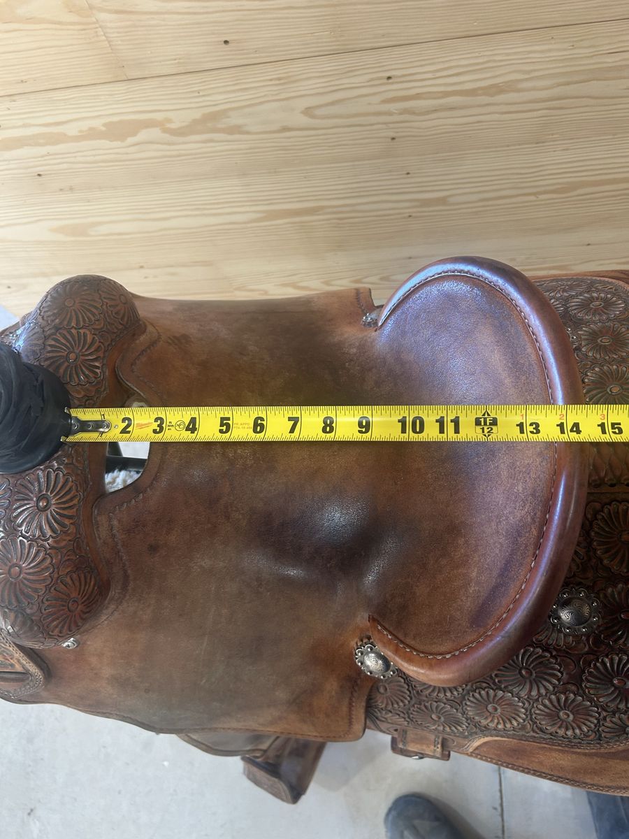 Main image 3