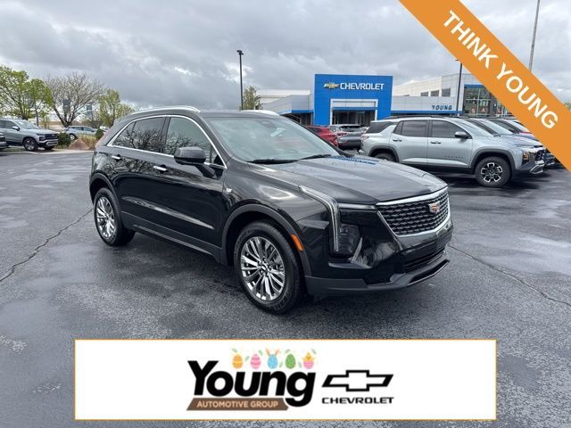 2025 Cadillac XT4 Premium Luxury