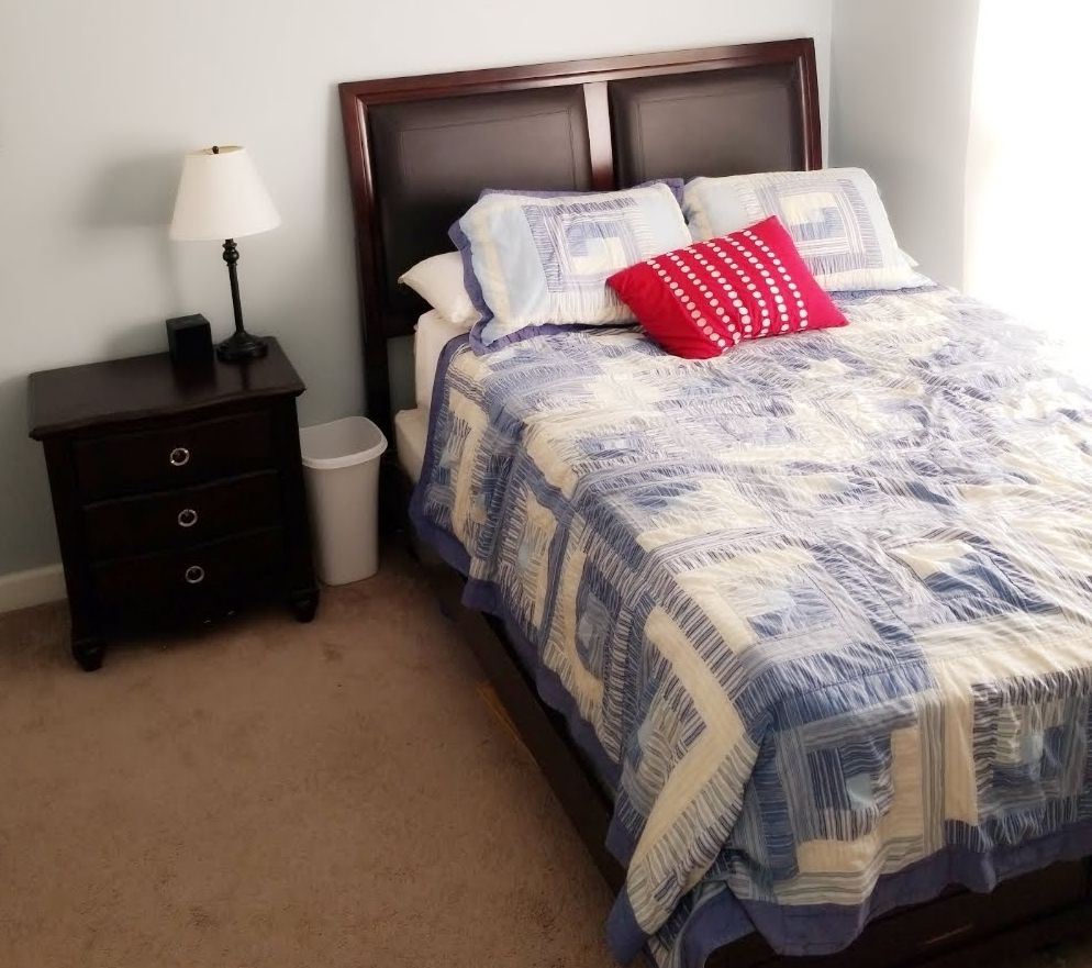 Queen Bedroom furniture set