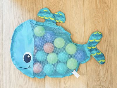 Cute Whale Bath Toy Organizer Mesh Storage Net with Suction Cups & Play Balls