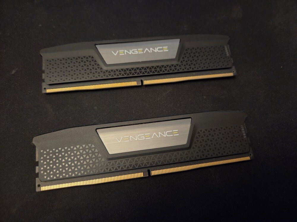 Corsair vengeance ddr5 5600 32GB