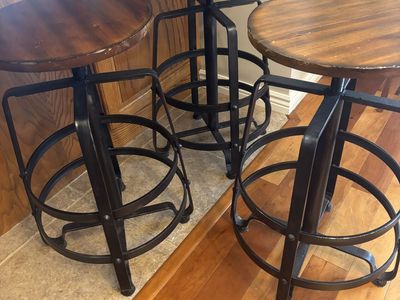 Set of 3 Barstools