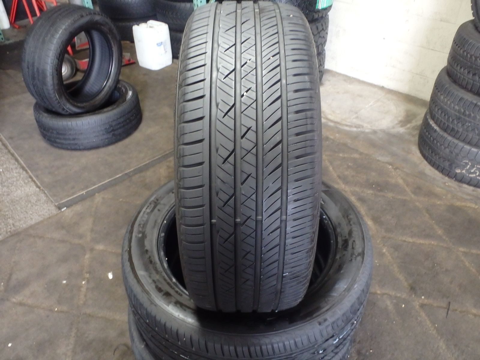 265/50R20 LAUFENN S FIT A/S PAIR OF TWO USED TIRES