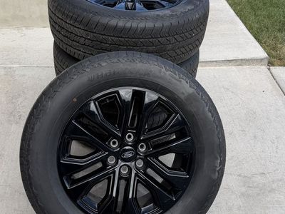 Ford F150 Expedition Rims and Tires 275/60R20 Hankook Dynapro AT2 Like new