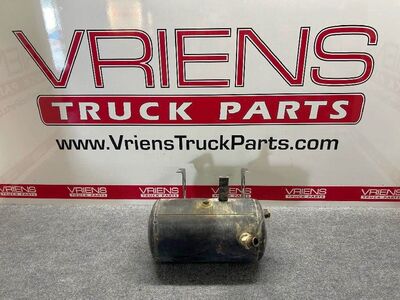 Peterbilt Radiator Overflow Bottle / Surge Tank