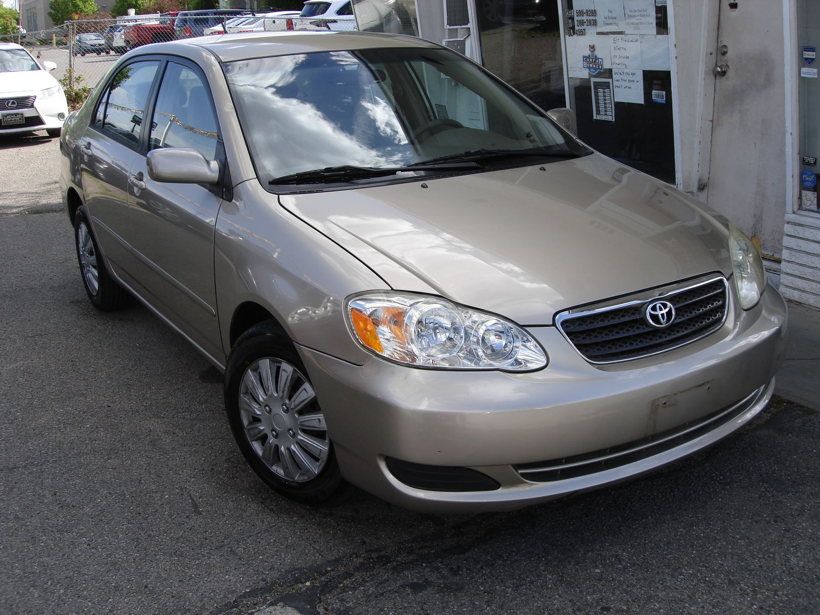 2005 Toyota Corolla LE