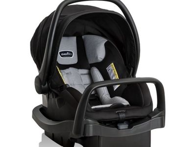 Baby evenflo carseat