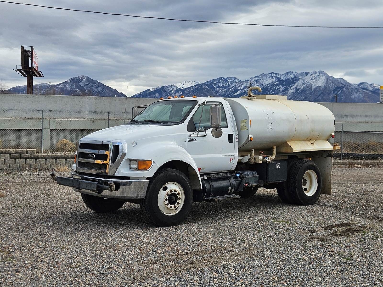 2012 Ford F-750 Water Truck