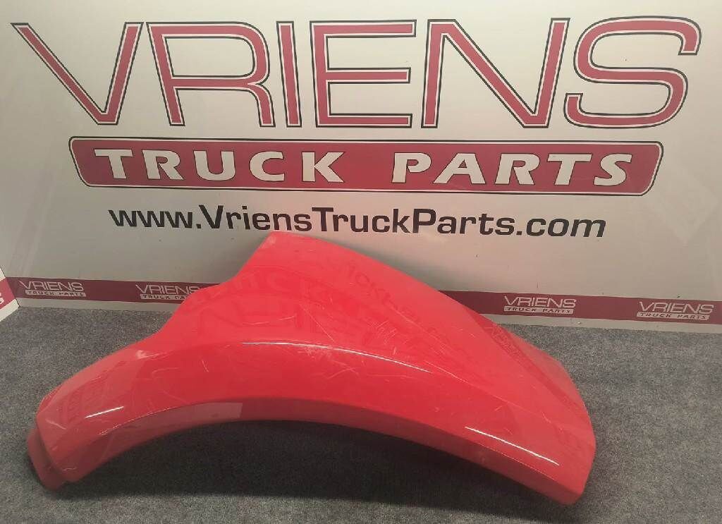 Peterbilt 384 / 365 Left Fender