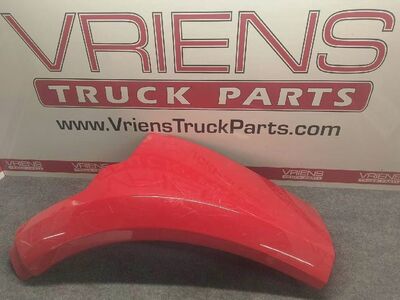 Peterbilt 384 / 365 Left Fender