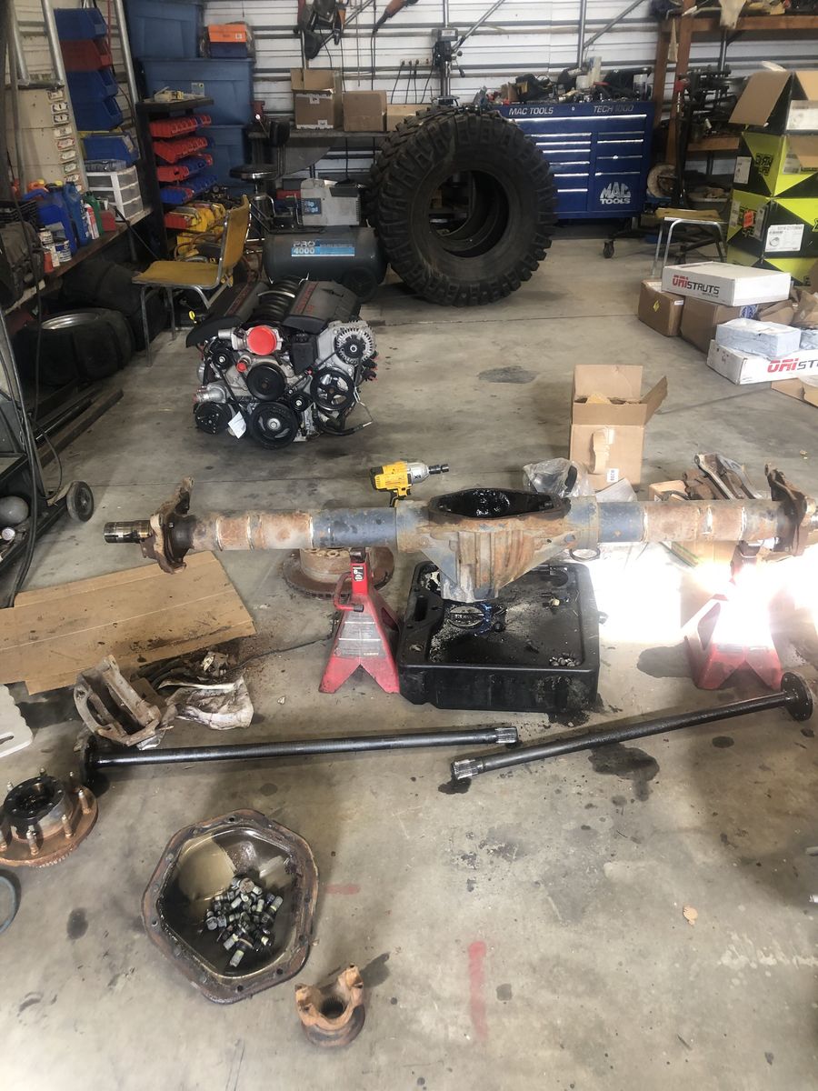 14 bolt axle from a 2011 Silverado/spool/4.88 gears