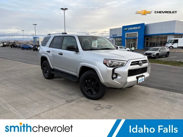 2024 TOYOTA 4RUNNER SR5