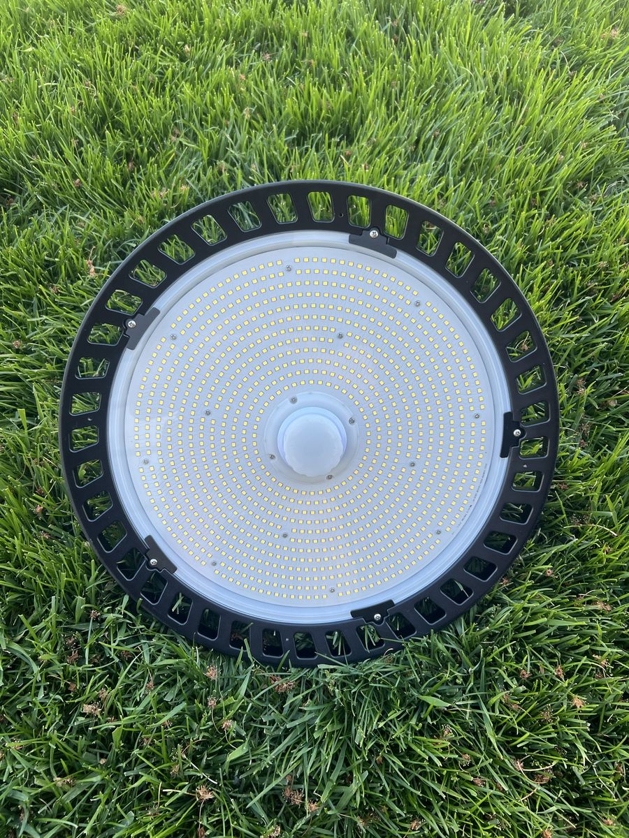 Super Bright LED Shop Light 46,500LM