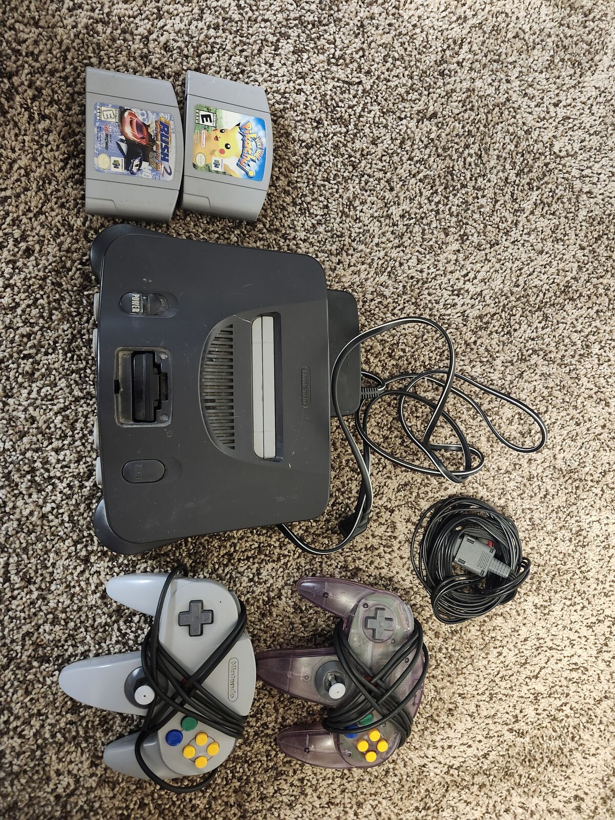 Nintendo 64 Console + 2 Controllers