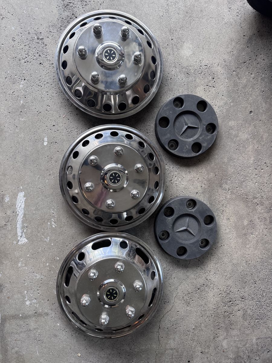 Sprinter hubcaps