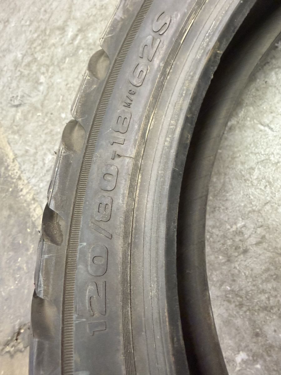 Avon Distanzia Motorcycle Tire