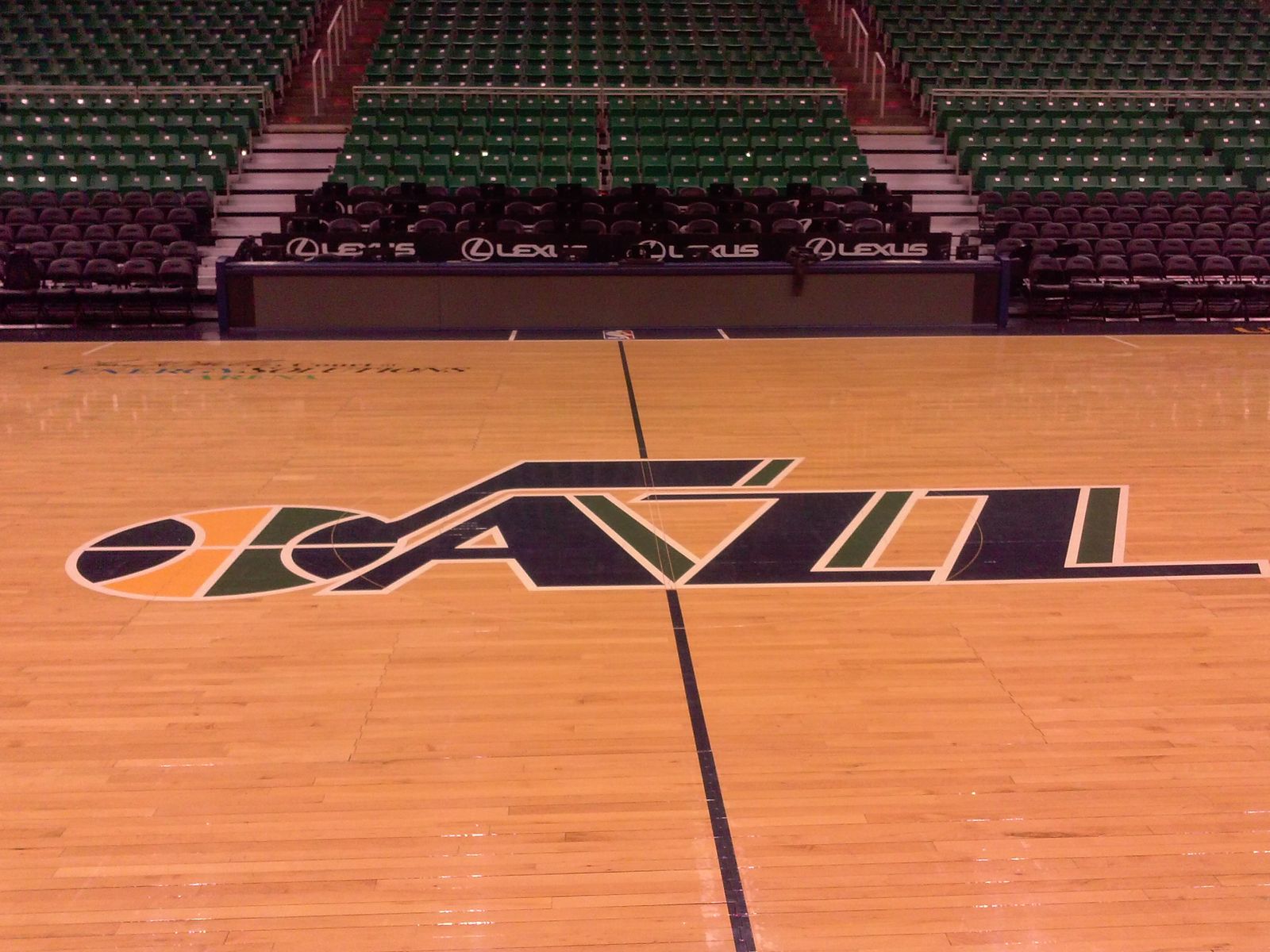 4 Tickets Utah Jazz vs Golden State Warriors 3/9 7:30 pm Section 135 Row 5