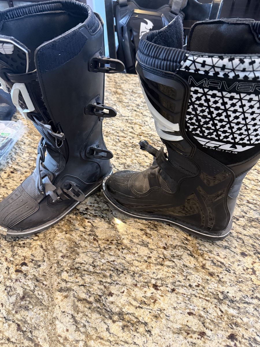 Fly Racing Maverick Dirt Bike Boots - Black, White accents, Durable MX Footwear Men’s Size 11