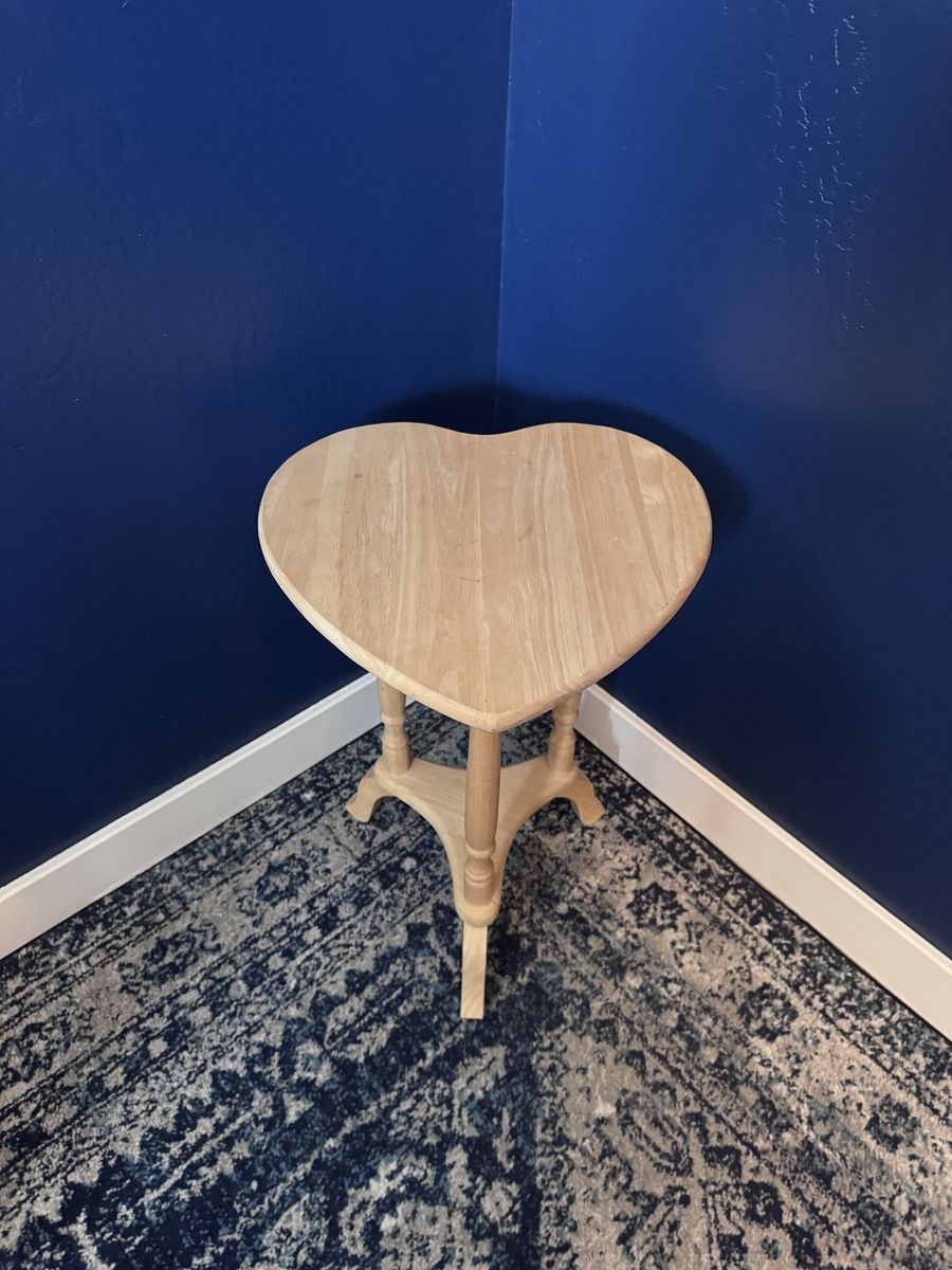 Vintage Heart Shaped Cottage Core Wood Plant or Side Table