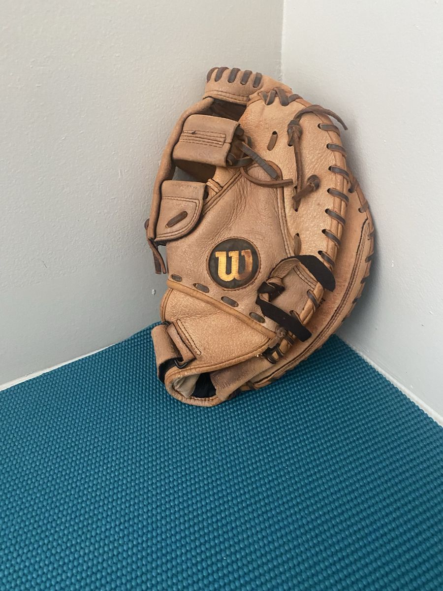 WILSON FASTBALL PITCH  31" MITT