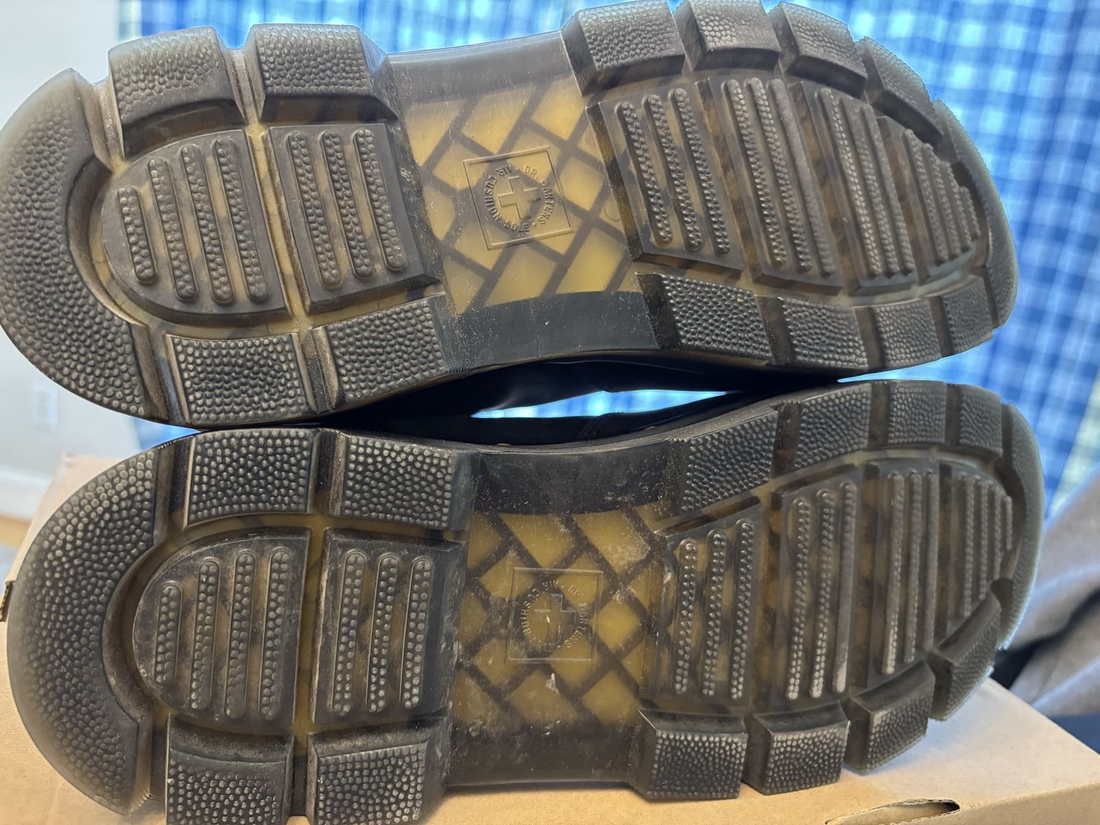Main image 5