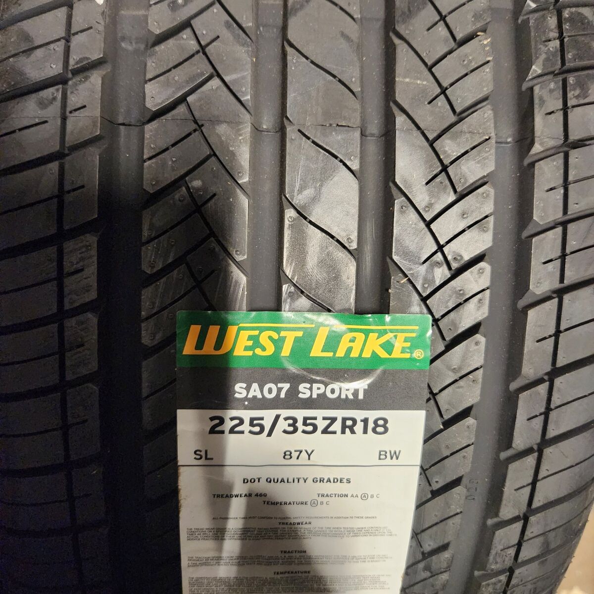 225/35r18 Westlake sa07 sport