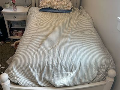 Twin Bedroom Set
