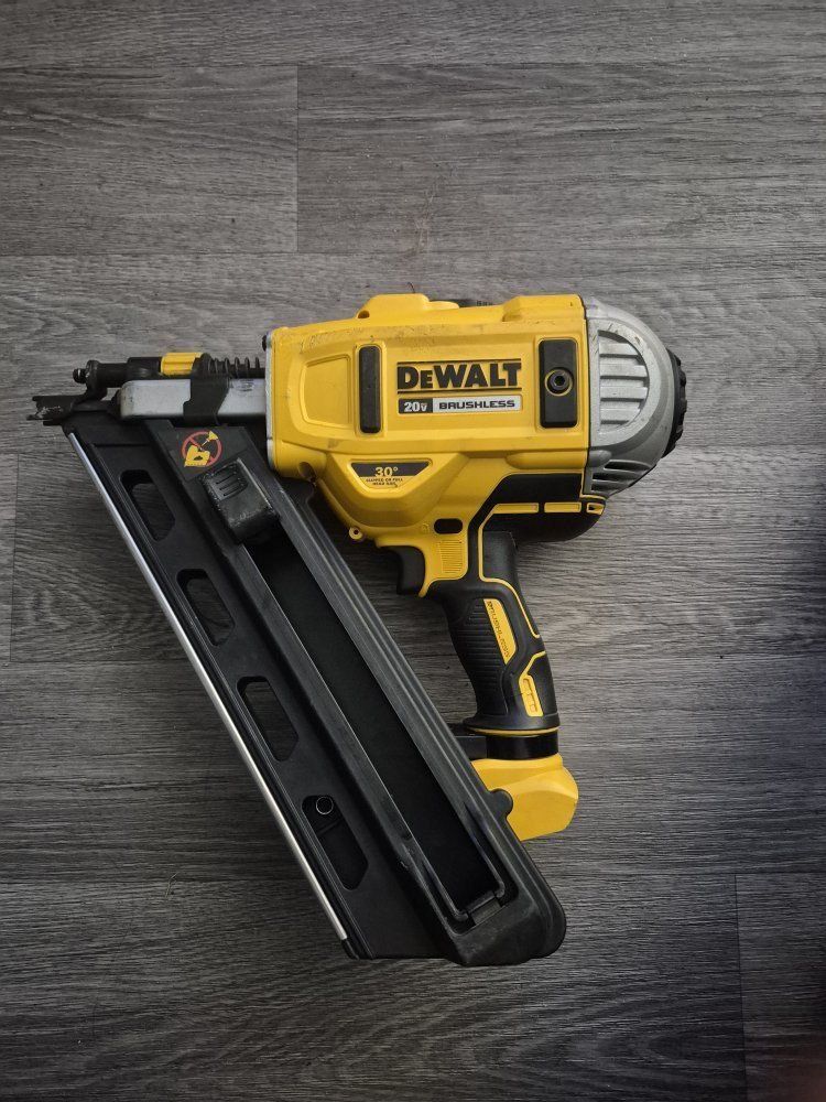 Dewalt nail gun