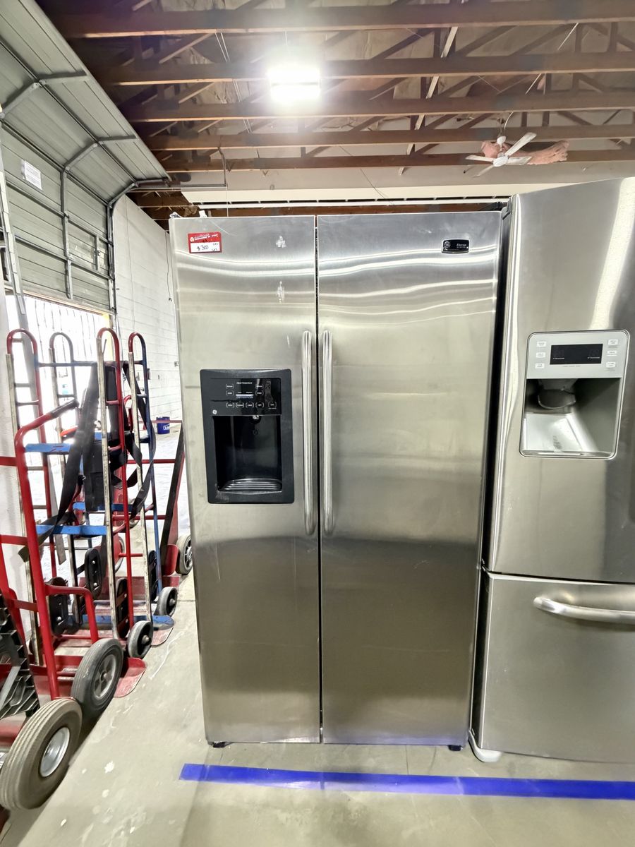 HUGE SAVINGS! GOOD GE SIDE BY SIDE FRIDGE